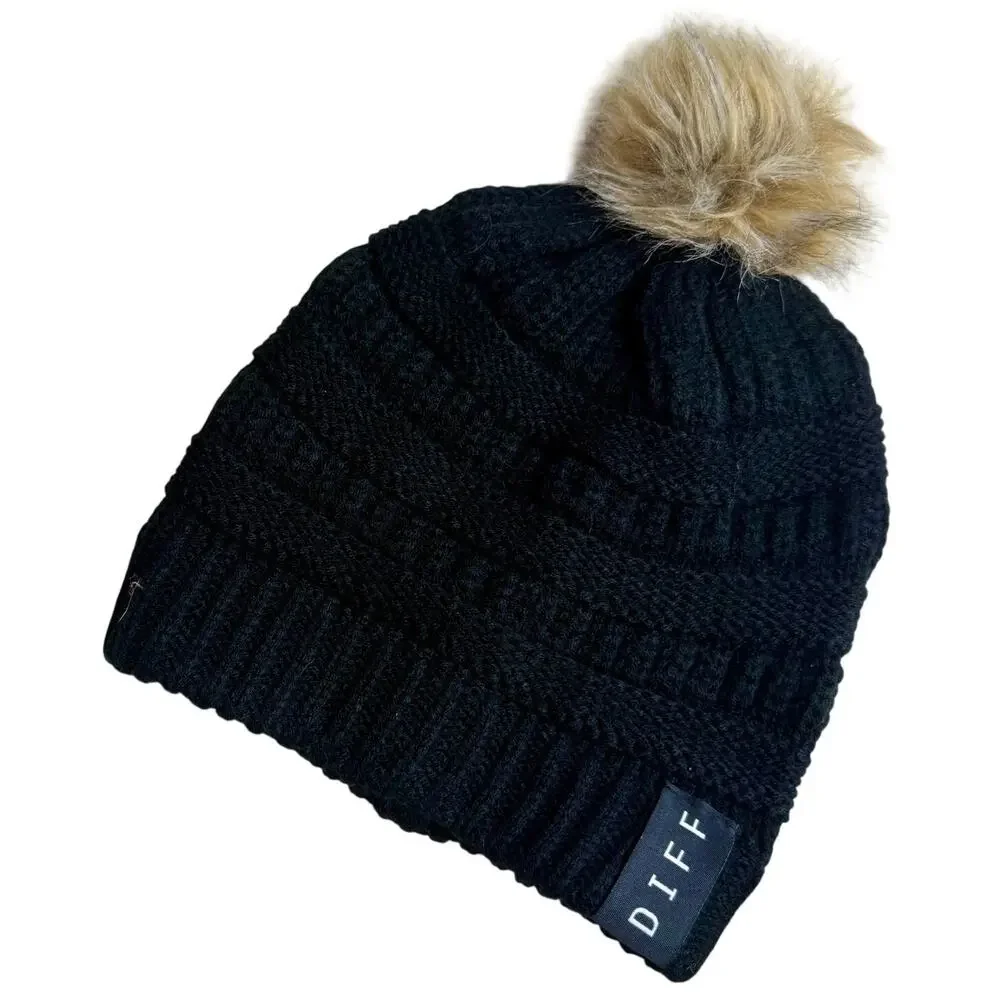 NEW DIFF EYEWEAR Knit Beanie Faux Fur Pompom